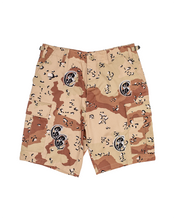 Load image into Gallery viewer, Christophers Mens Safari Brown Camo Cargo Shorts
